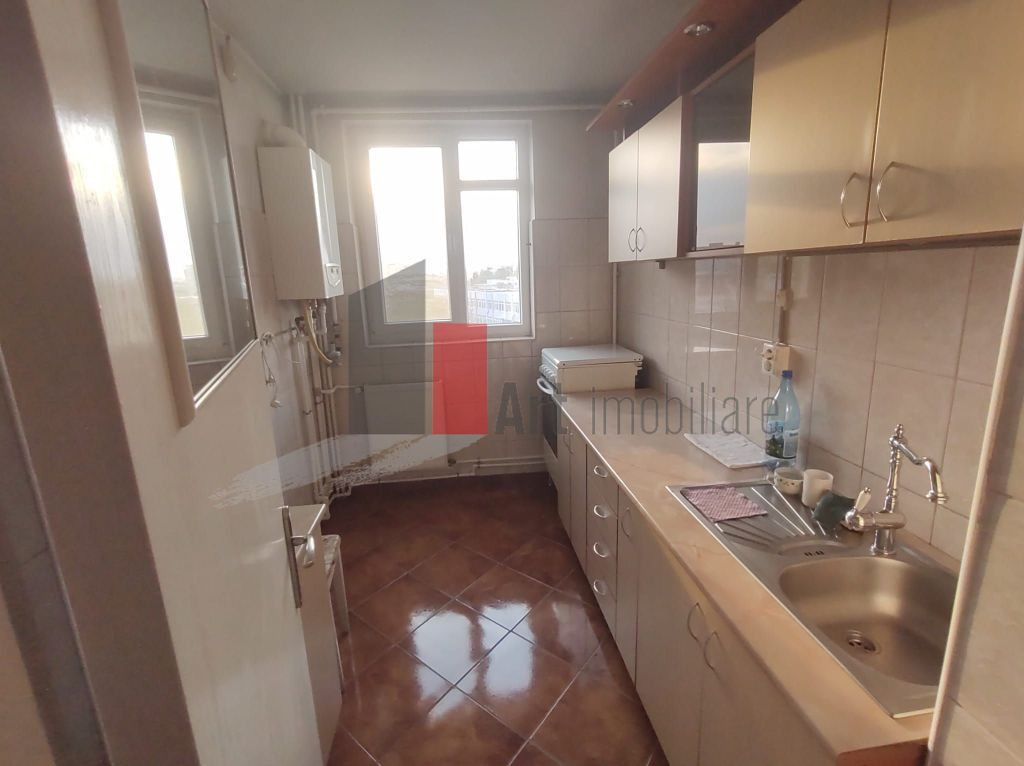 Vânzare apartament 3 camere cu centrală Bd. Obregia - F...