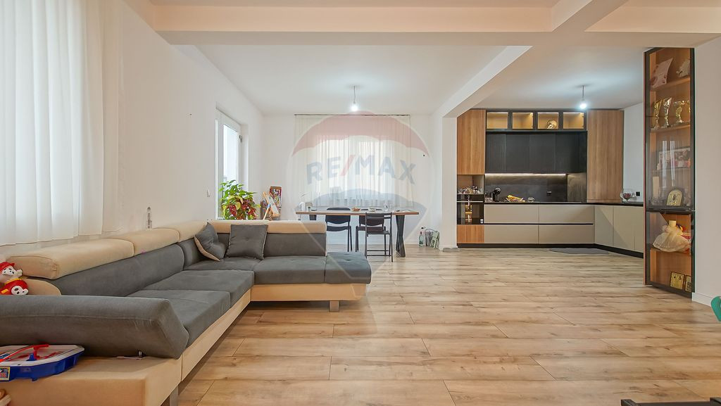 COMISION 0%| CASĂ ÎN STUPINI| FINISAJE PREMIUM| UTILITA...