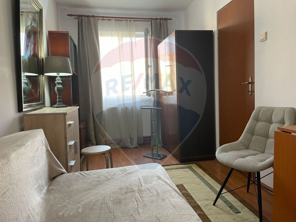 Apartament cu 2 camere de închiriat în zona Sasar