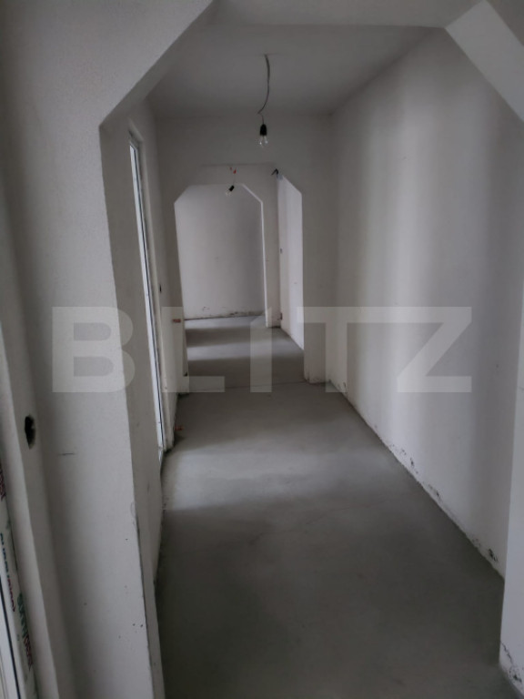 Apartament de vanzare, semifinisat, situat în orașul Năs?