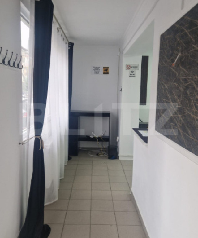 Spatiu comercial cu potential, 42 mp, parcare, zona Porii