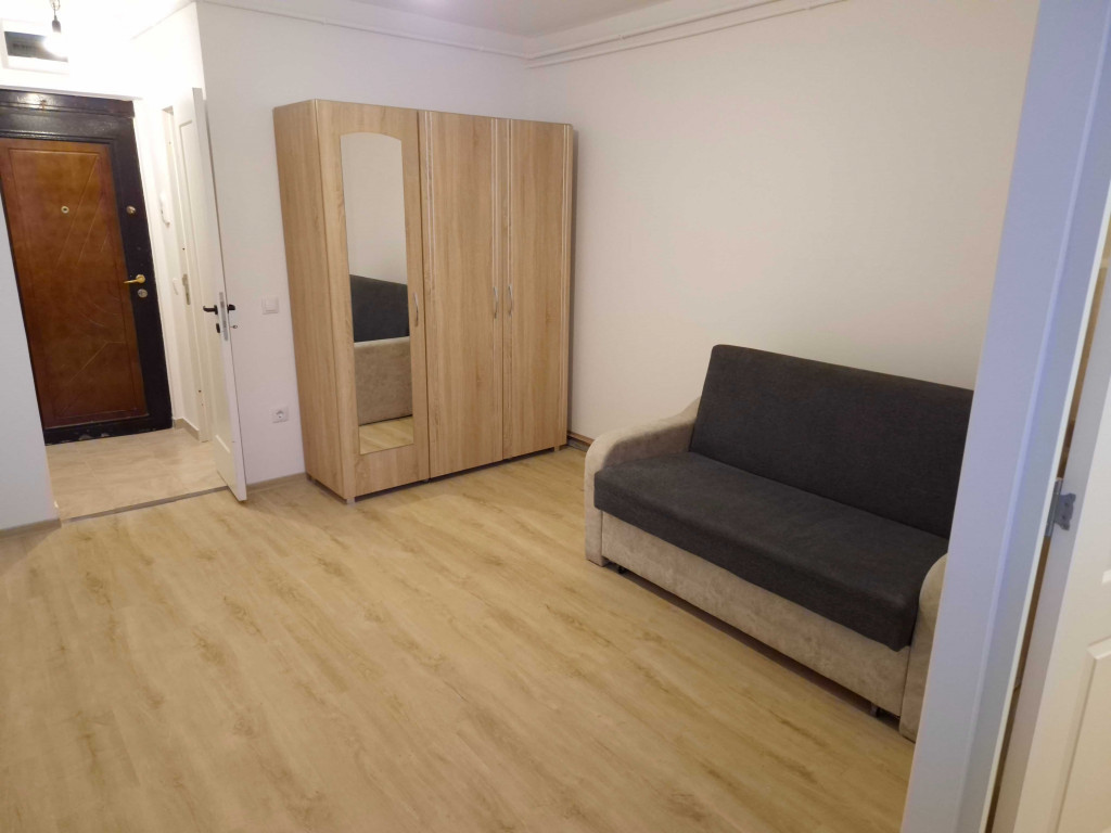 TRACTORUL | Garsoniera 21mp baie proprie ideal investitie