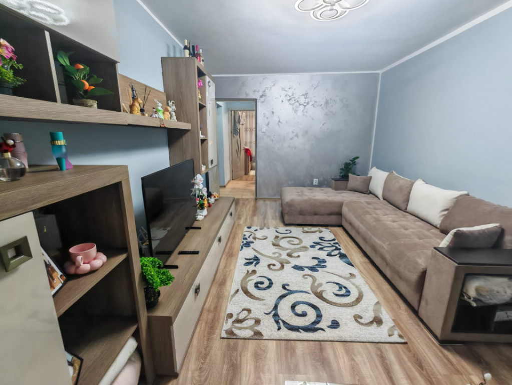 Apartament 2 camere de vanzare in zona KM-5