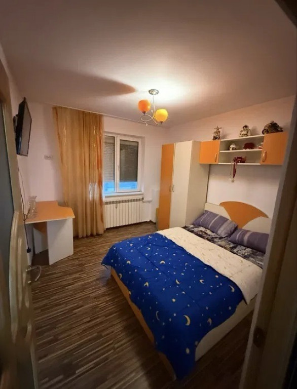 Apartament 2 camere RENOVAT str ISACCEI -Etajul- 4