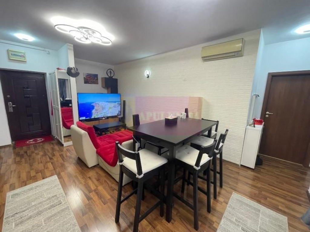 3 camere / loc de parcare / 2 boxe Rasarit de soare Aucha...