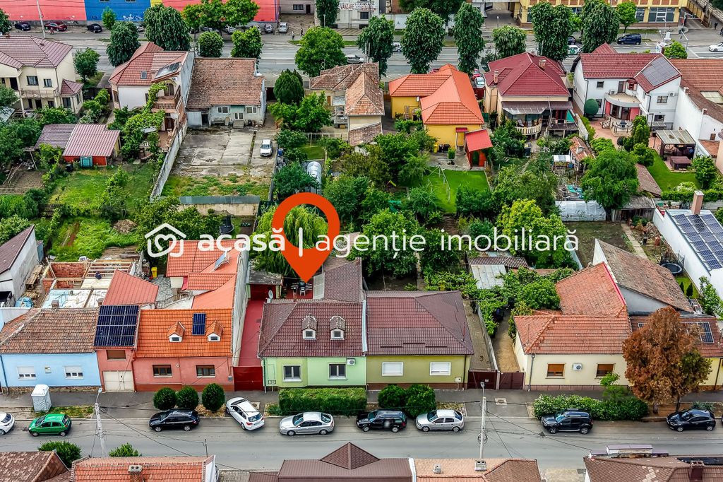 Casa 5 camere - Cartierul Functionarilor - Teren 421 mp -...