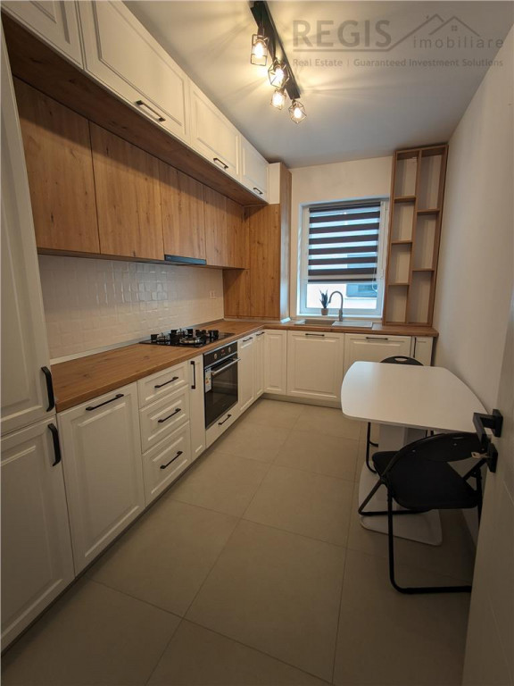 Apartament 3 Camere | Tractorul | Parcare | Boxa
