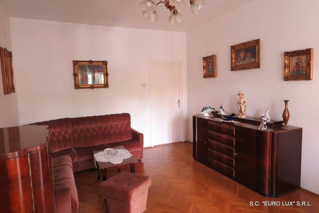 Apartament 3 camere - Zona Centrala