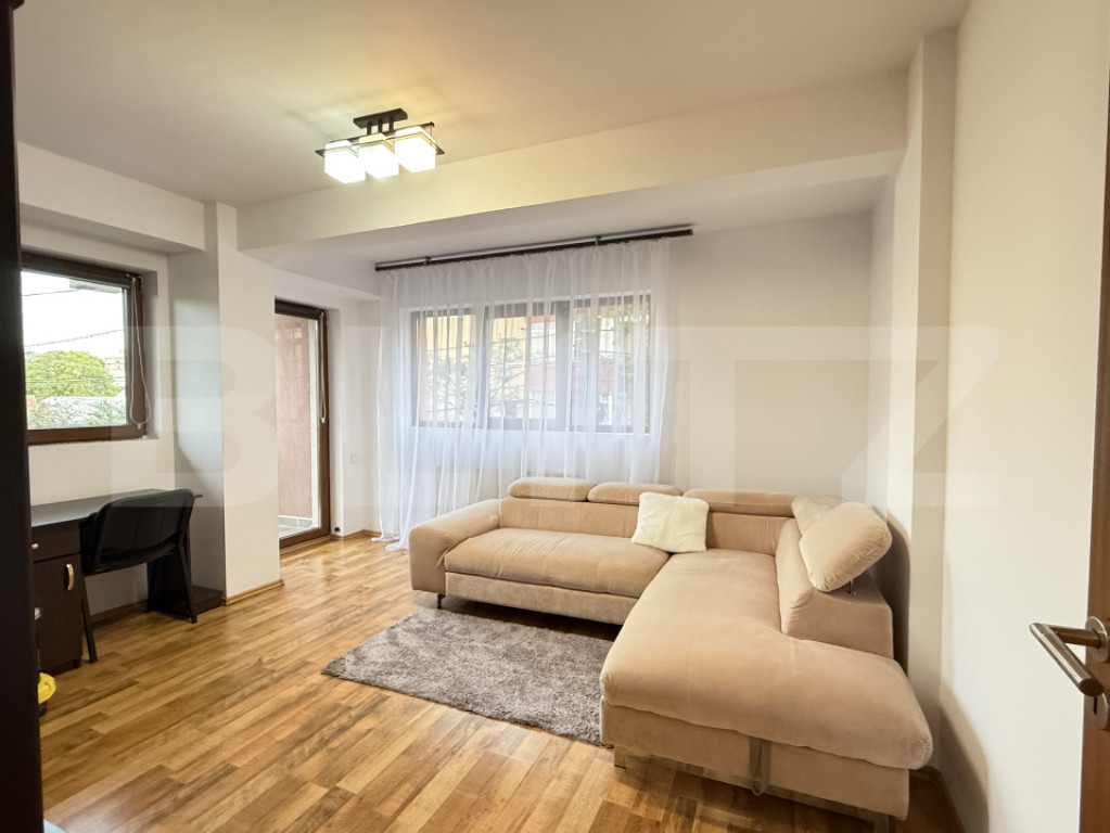 Apartament 2 camere decomand, prima închiriere, PET friend