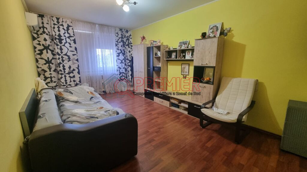 3 camere - Str. Mariuca 10 - 500 metri Metrou Aparatorii