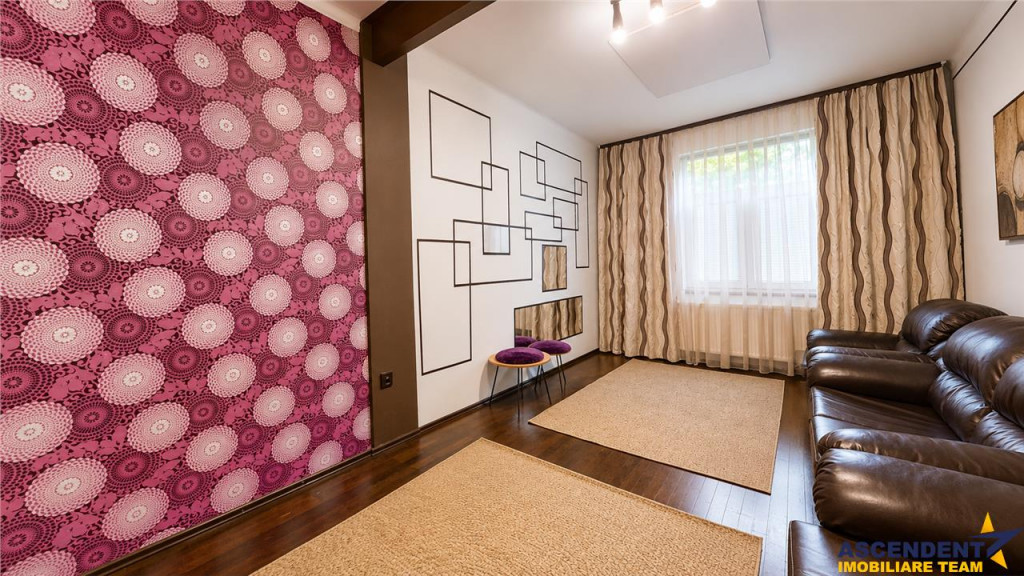 Apartament decomandat, 2 locuri parcare, Calea Bucuresti, A