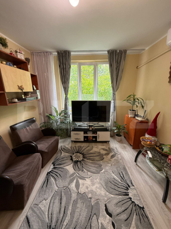 Apartament 2 camere, semidecomandat, 36 mp, zona Micro 19