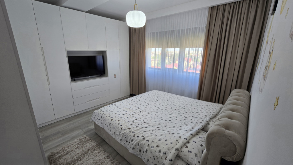 2 camere l bloc nou l Rest Cocosu' Rosu