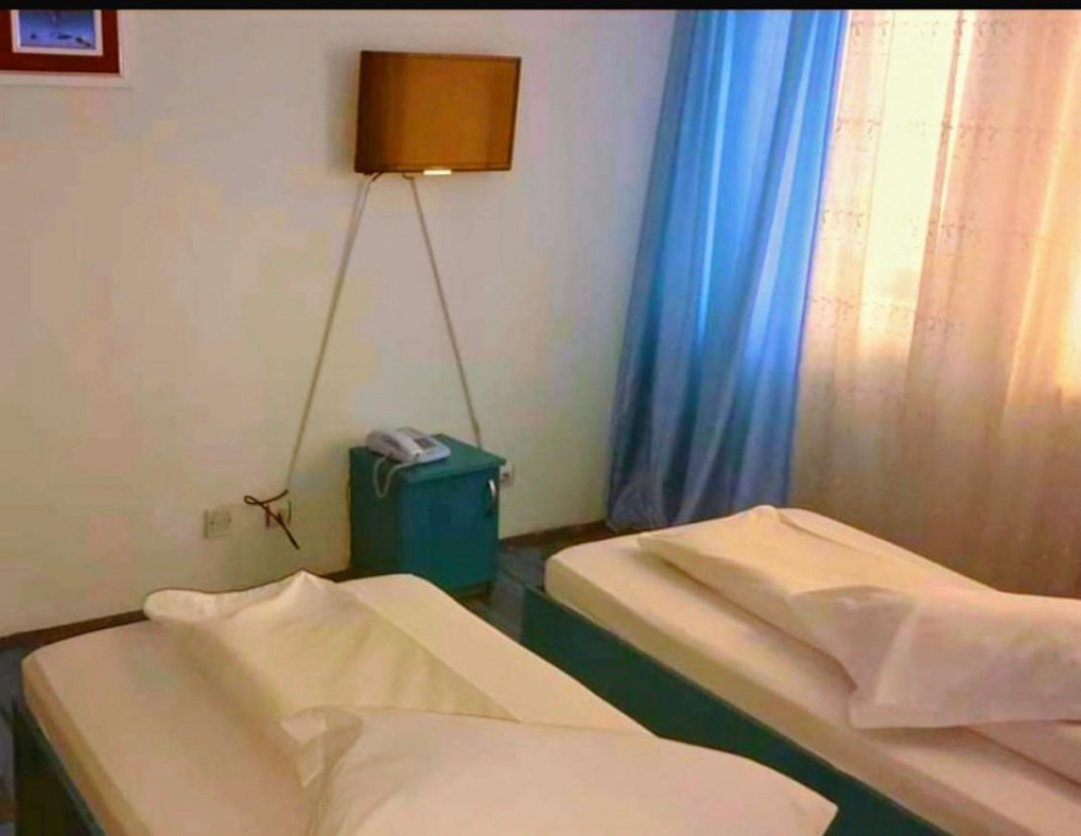 Casă individuală cu 5 camere, 108 mp, Cârcea