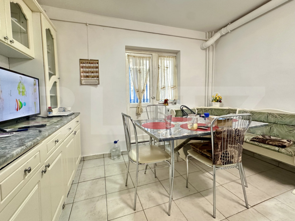 Apartament 4 camere, 82 mp, parter înalt, zona Lipovei