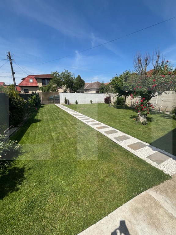 Casa cu terasa, 120 mp, zona Bujac