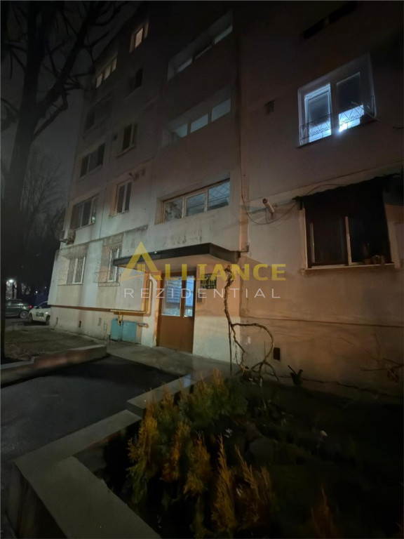 Sector 4 Apartament 3 Camere Mobilat/Utilat Centrala Termica