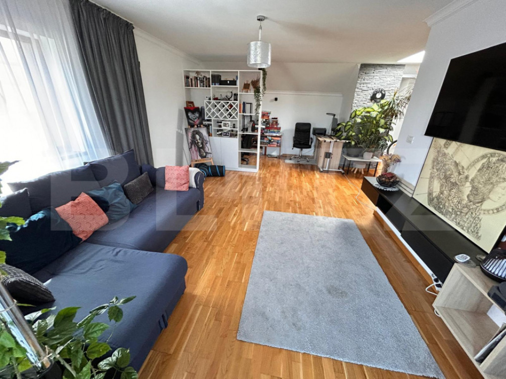 Apartament 2 camere, 68 mp, living spatios, mobilat si utila