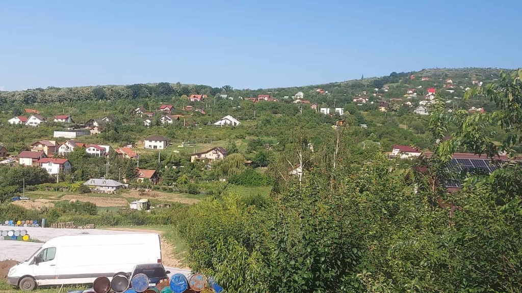Teren intravilan , Bucium Barnova