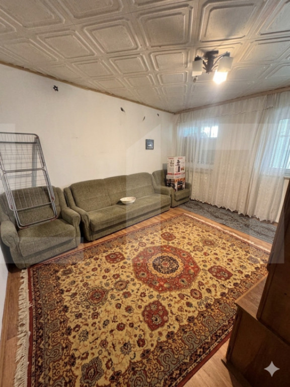 Apartament cu 3 camere decomandat, 63 mp, zona Bucovina - Li