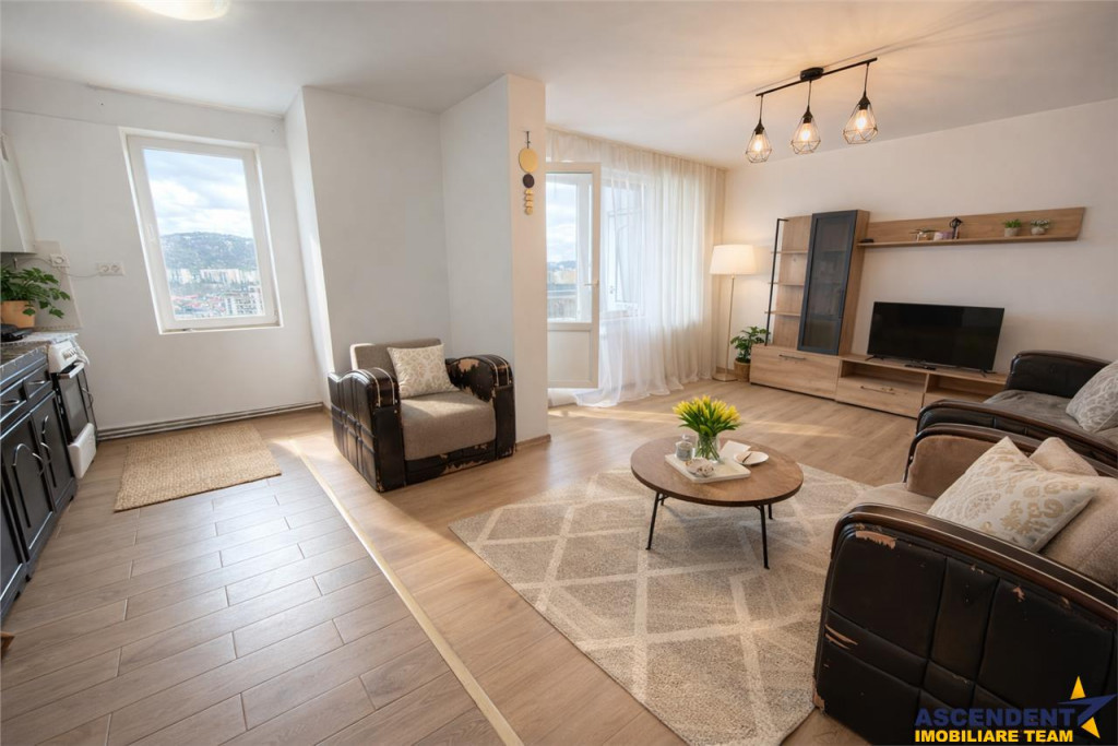 Apartament cu 3 camere, decomandat, Pandurilor, Tudor, Targu