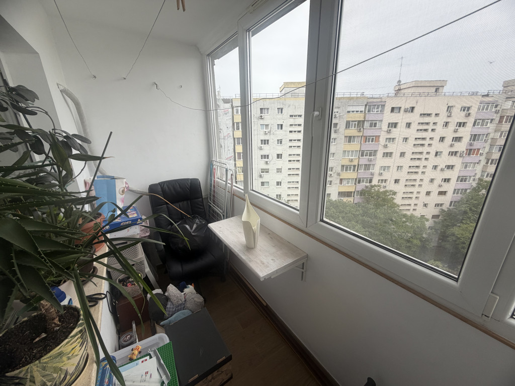 Apartament 2 camere, 4 min. metrou Dristor, loc de parcare