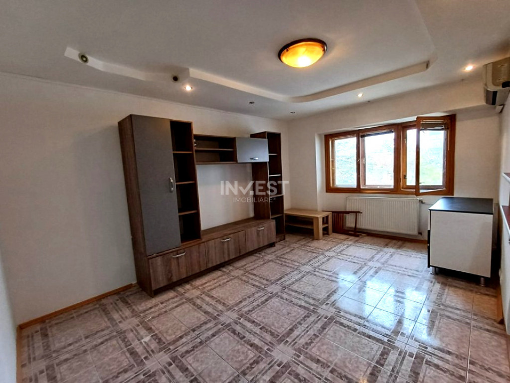 Apartament 3 camere decomandat, zona Pacurari - Lukoil, Ias