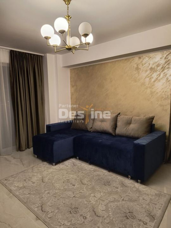 Apartament 3 camere, cu balcon si loc de parcare, situat in