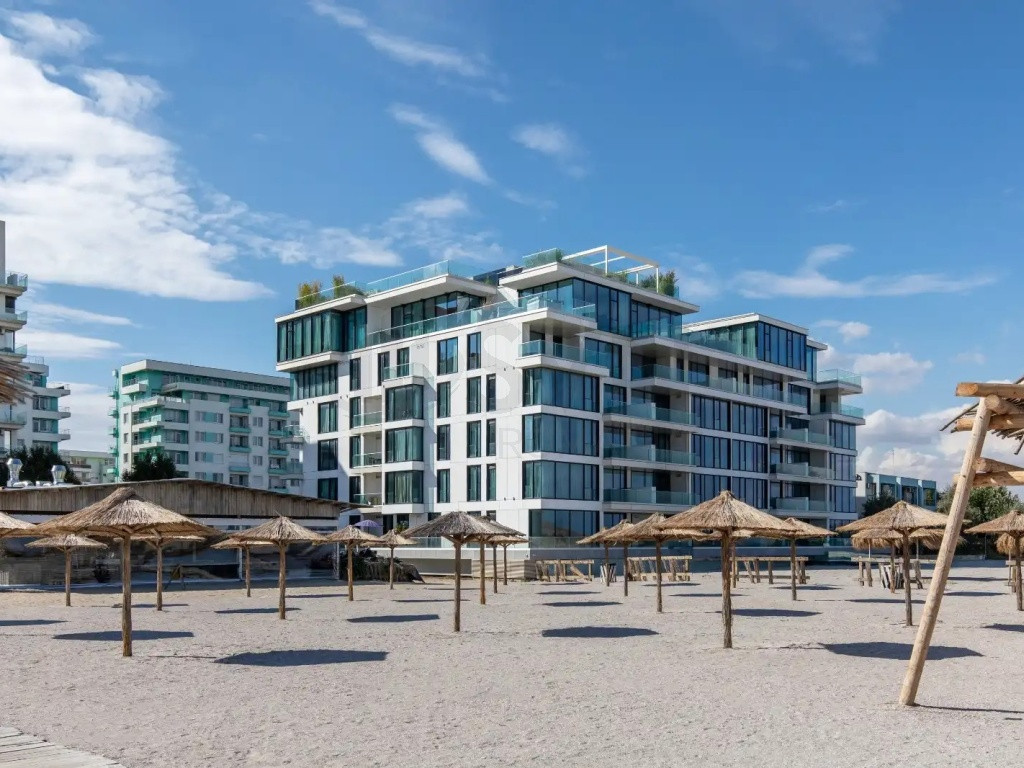 Mamaia 3 camere lux terasă cu vedere frontala la lac parcar