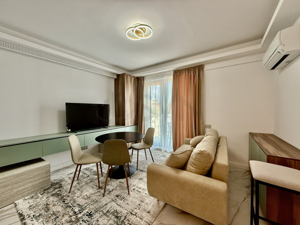 Apartament l 2 Camere l P-ta Constitutiei