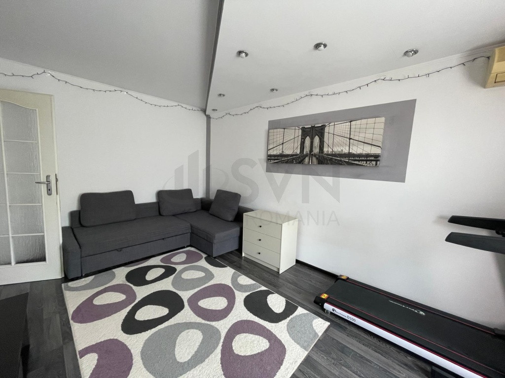 Apartament 2 camere zona Titan decomandat etaj 1
