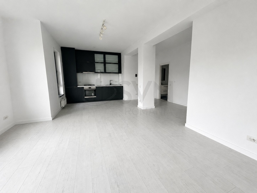 Apartament 3 camere Pipera parter gradina