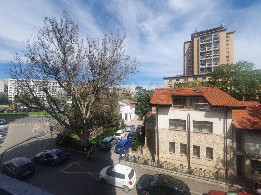 Corneliu Coposu - Sf. Vineri | Apartament 2 Camere - Balcon