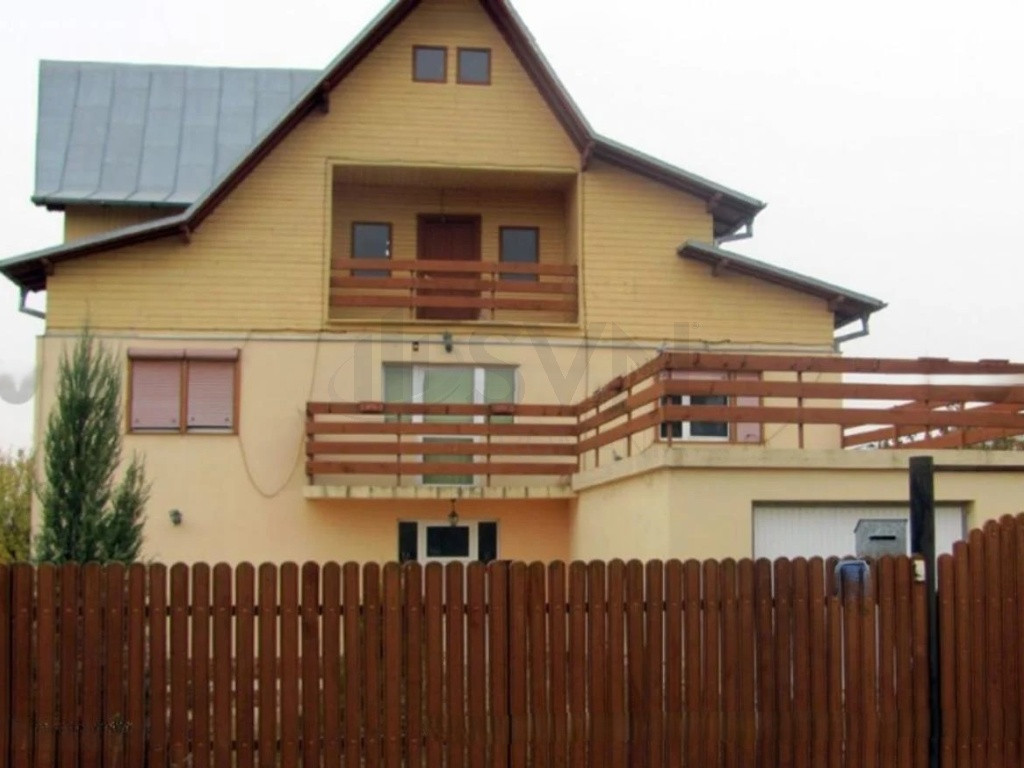 Casa 230 mp Teren 3163 mp Baicoi Prahova