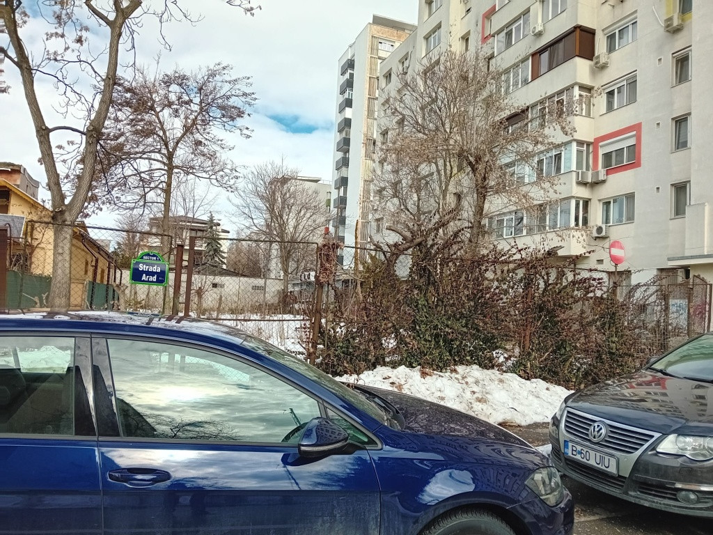 Teren 1 Mai Metrou