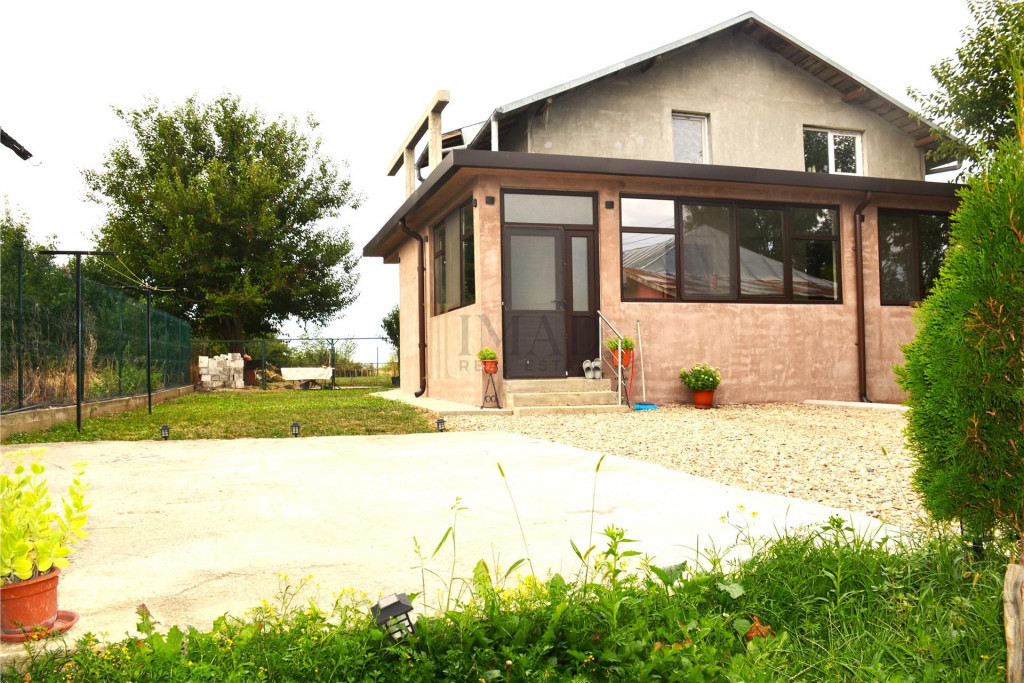Casa de inchiriat in Vacaresti, 7 km de Targoviste spatiu ge