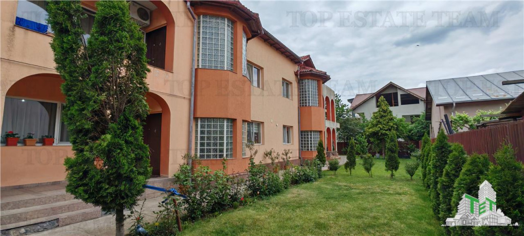 Vila 14 camere 970mp, teren 1045mp, pt ninim 2 familii, mob