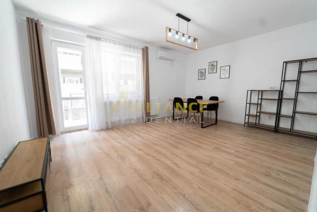 Apartament cu 200 mp TEREN - Mobilat si utilat -Metrou Berce
