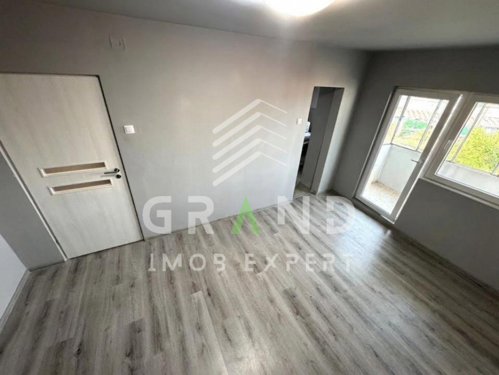 OPORTUNITATE!Garsonieră | 27,5 mp | Balcon închis | Mără
