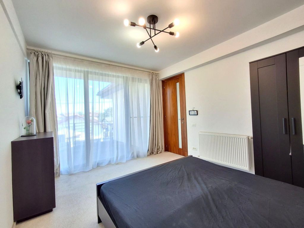 De vânzare casă 4 camere tip duplex Pasarea Branesti