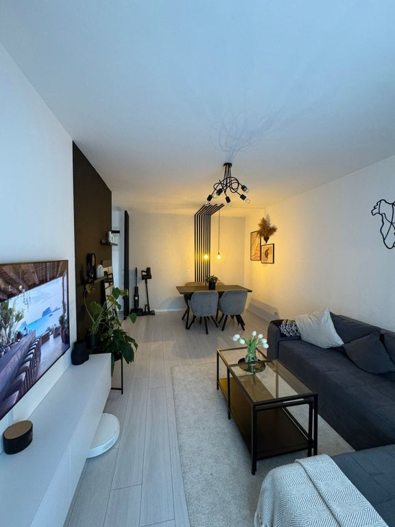 2camdec mobutil full design -parcinclusa/11min metrou D.L...