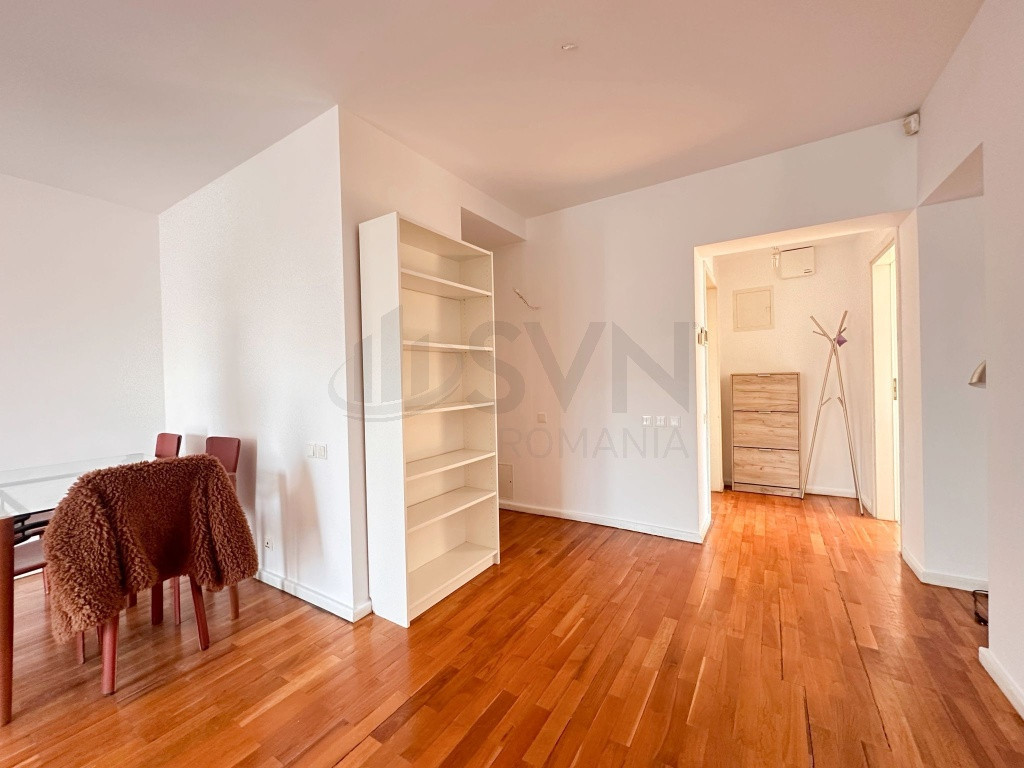 Apartament 3 camere de Aviatorilor l Charles de Gaulle