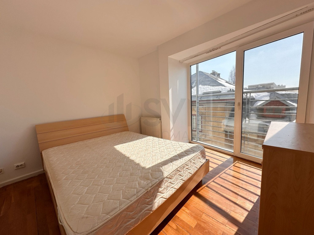 Apartament 3 camere de Aviatorilor l Charles de Gaulle