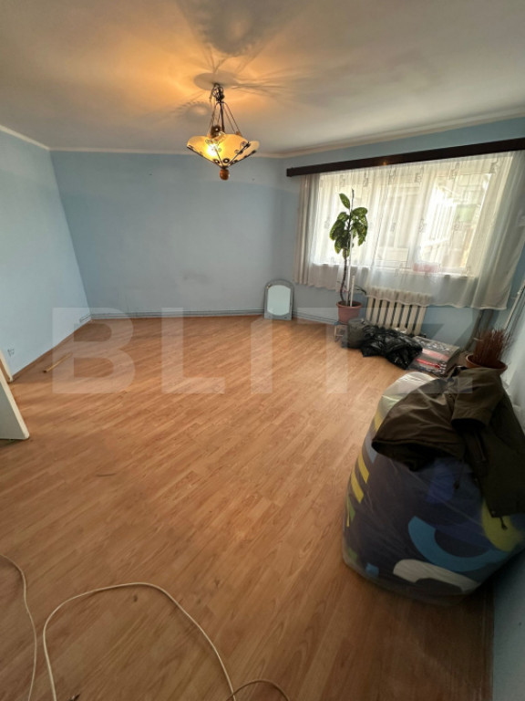 Apartament 2 camere decomandate, 50 mp, etaj intermediar, zo