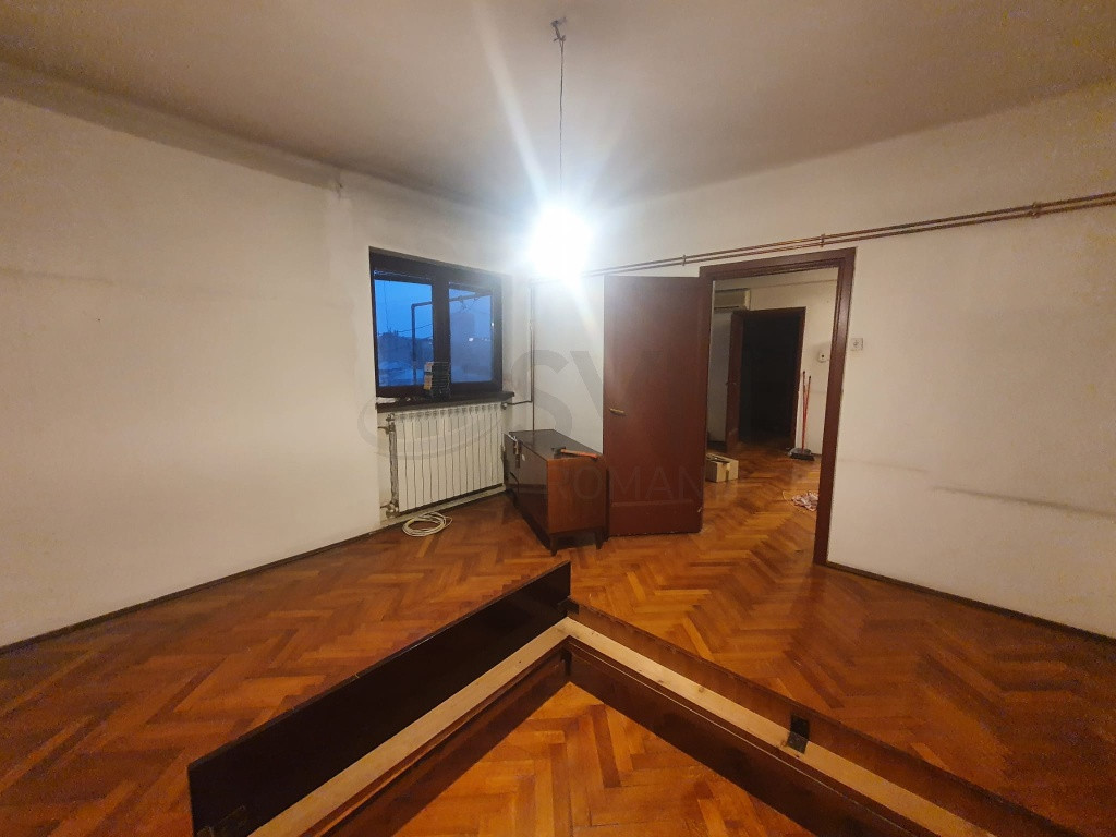Aparment 3 Camere I De I De Renovat I Investitie