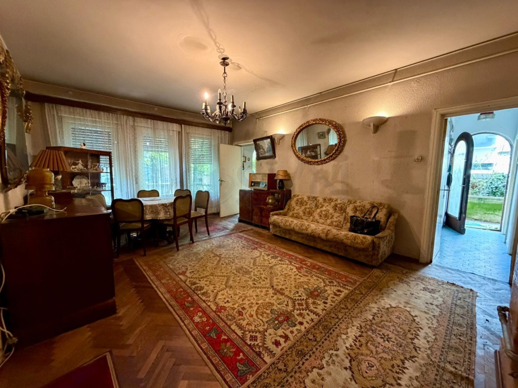 Apartament 3 camere I Curte 237 mp I Oportunitate I De va...