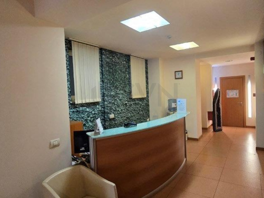 Apartament 3 camere - Piata Crangasi