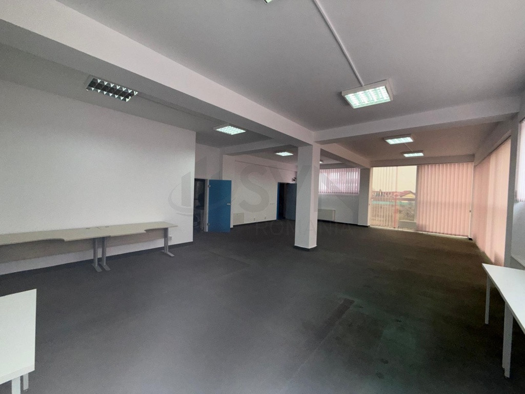 SPATIU COMERCIAL I PIPERA I VOLUNTARI