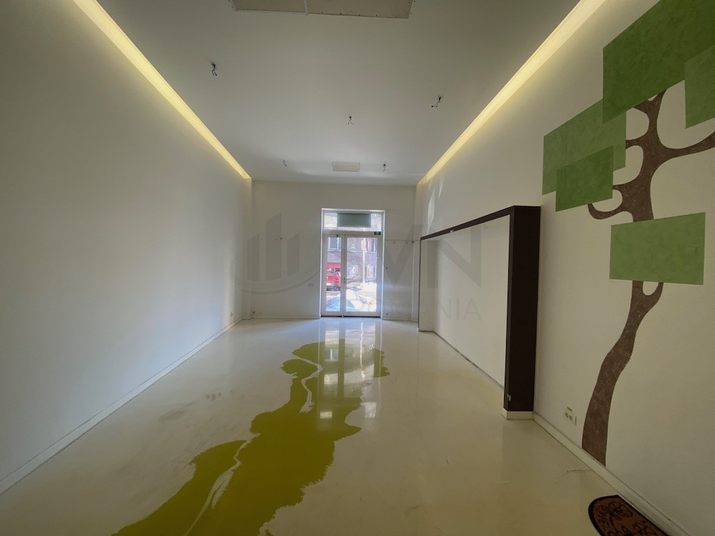 Spatiu comercial - zona centrala - 48 mp