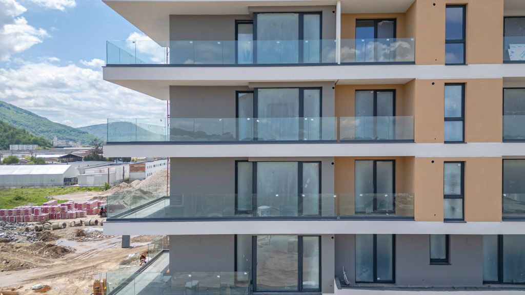 Vânzare Studio 43 mp | Balcon Generos | Predare Septembr...